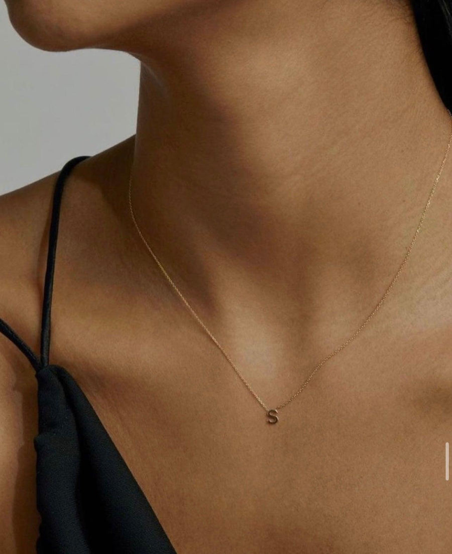 18K Gold Letter Necklace - navidjewellery