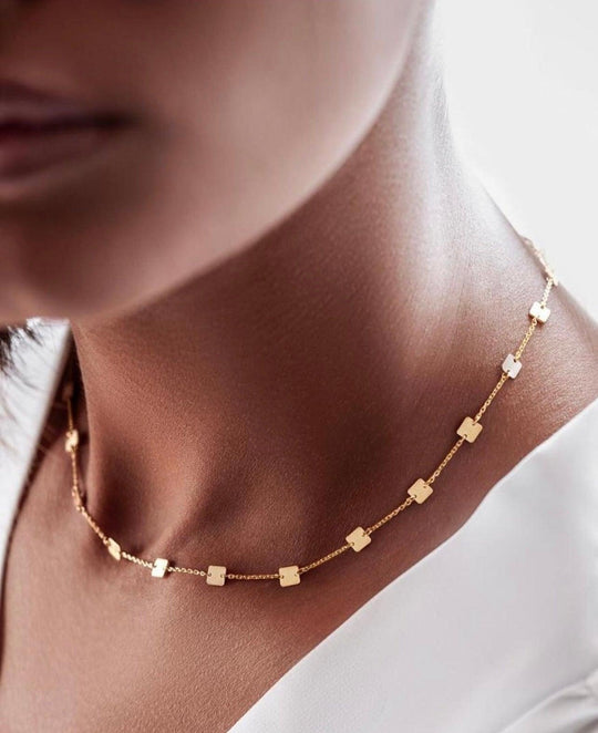 18K Gold Square Necklace - navidjewellery